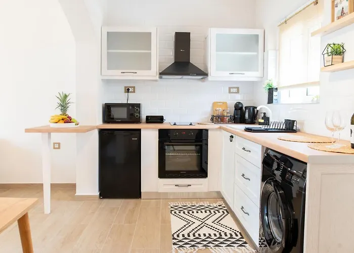 White Dream House Apartment *